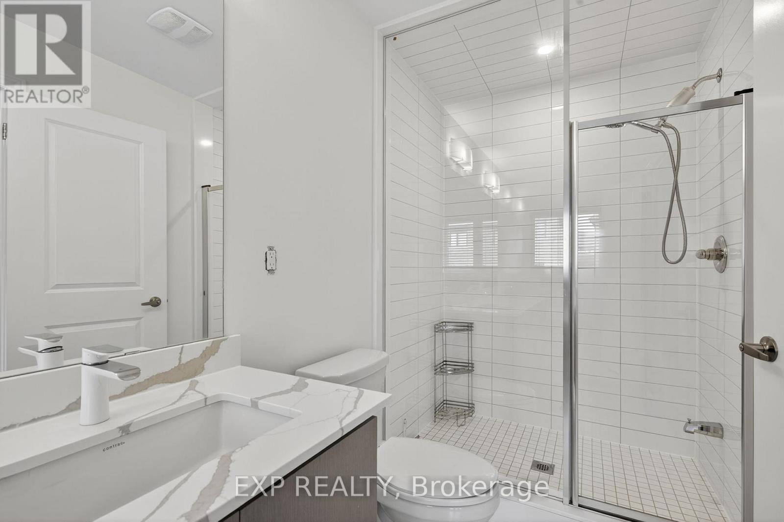 1467 Blackmore Street, Innisfil, ON - Indoor Photo Showing Bathroom