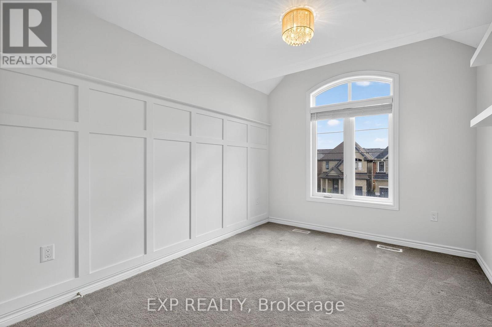 1467 Blackmore Street, Innisfil, ON - Indoor Photo Showing Other Room