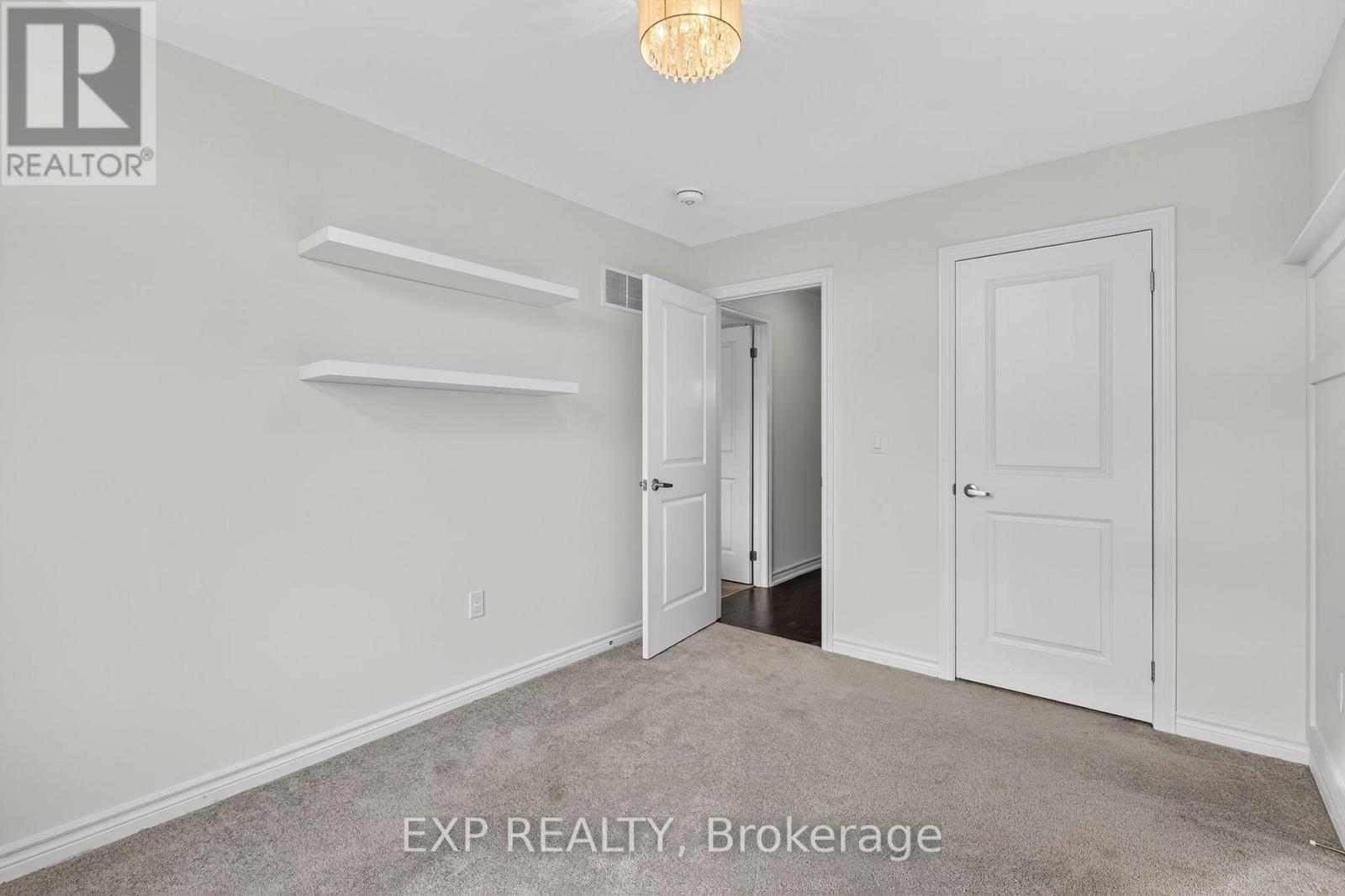 1467 Blackmore Street, Innisfil, ON - Indoor Photo Showing Other Room