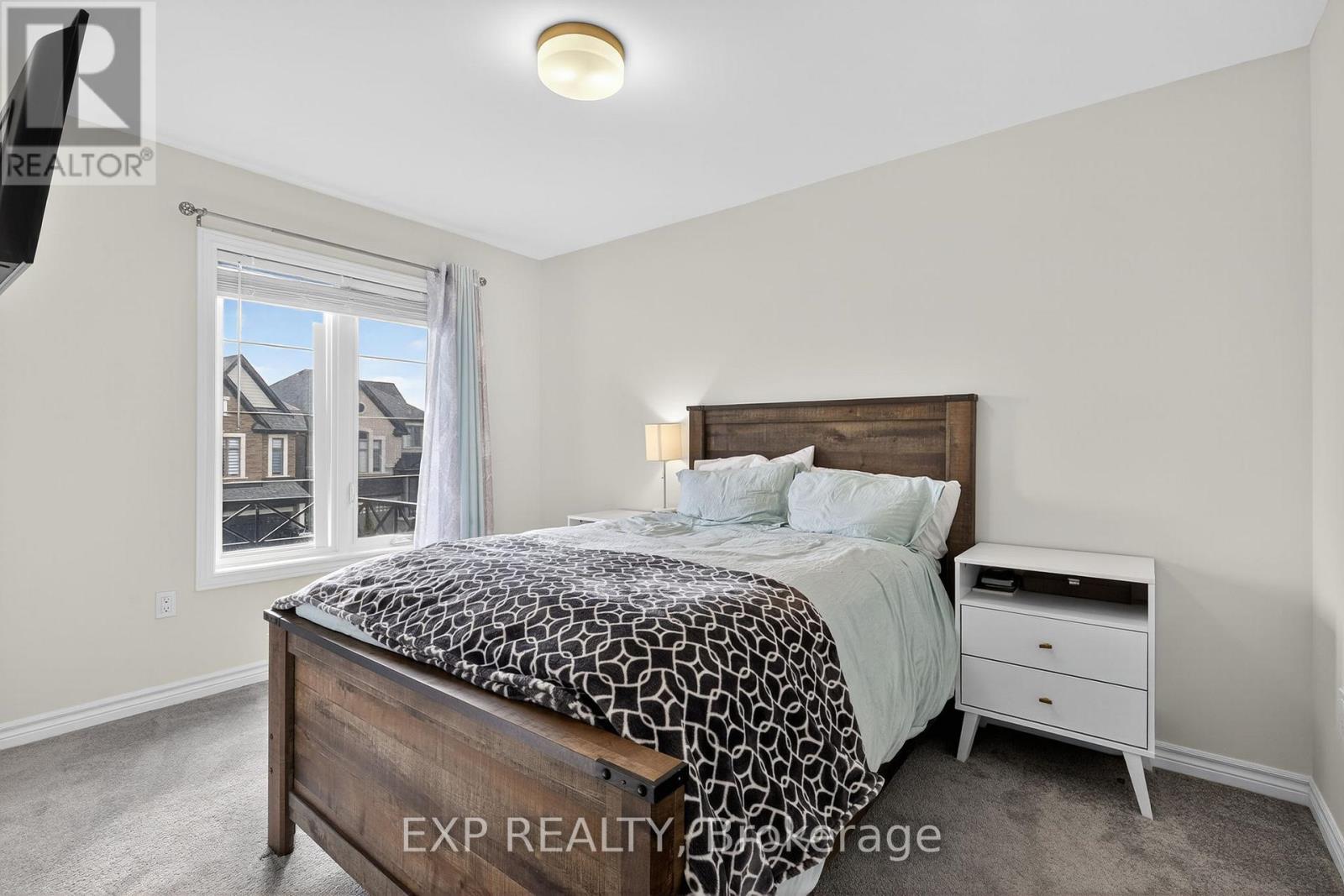 1467 Blackmore Street, Innisfil, ON - Indoor Photo Showing Bedroom