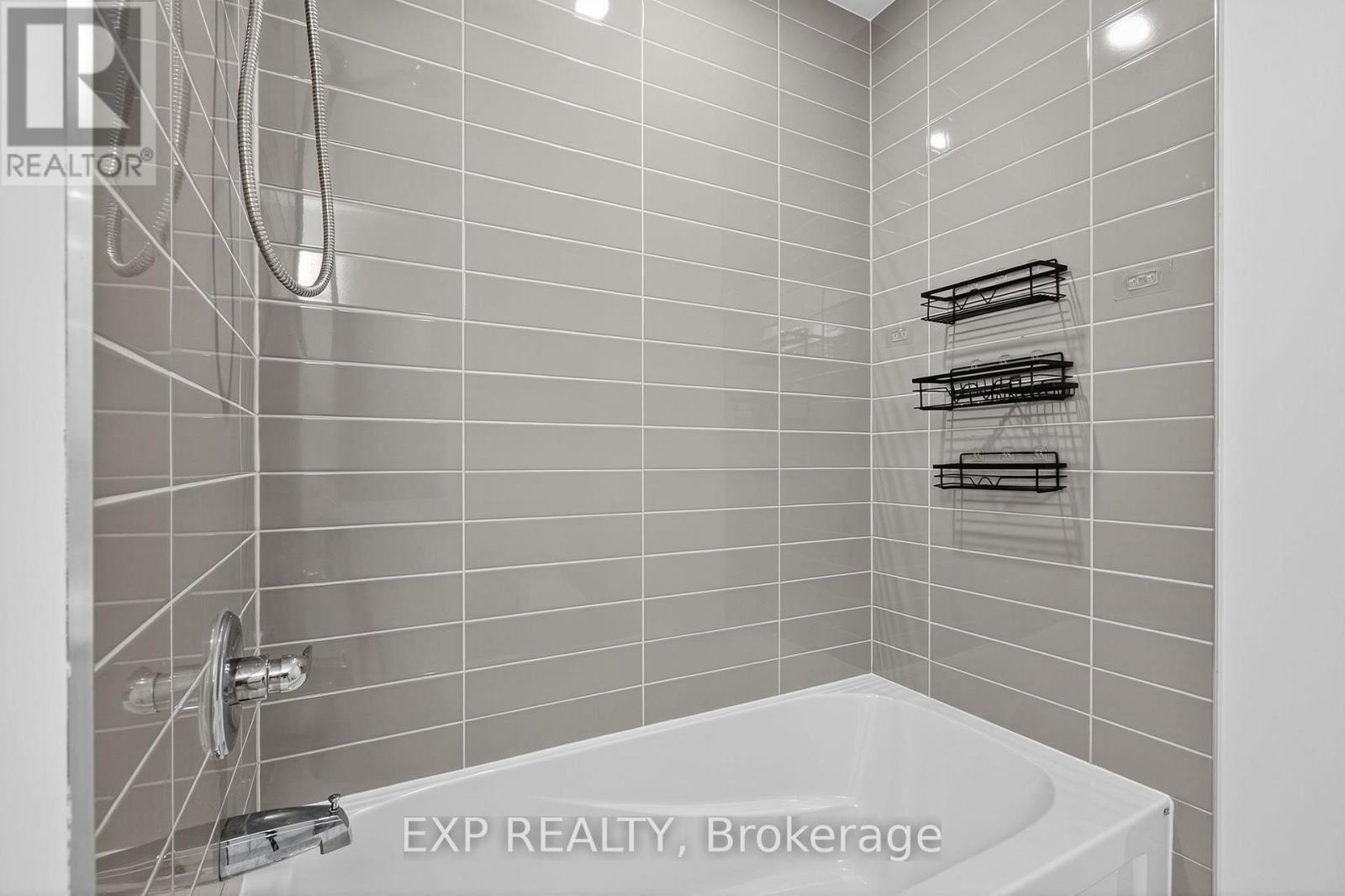 1467 Blackmore Street, Innisfil, ON - Indoor