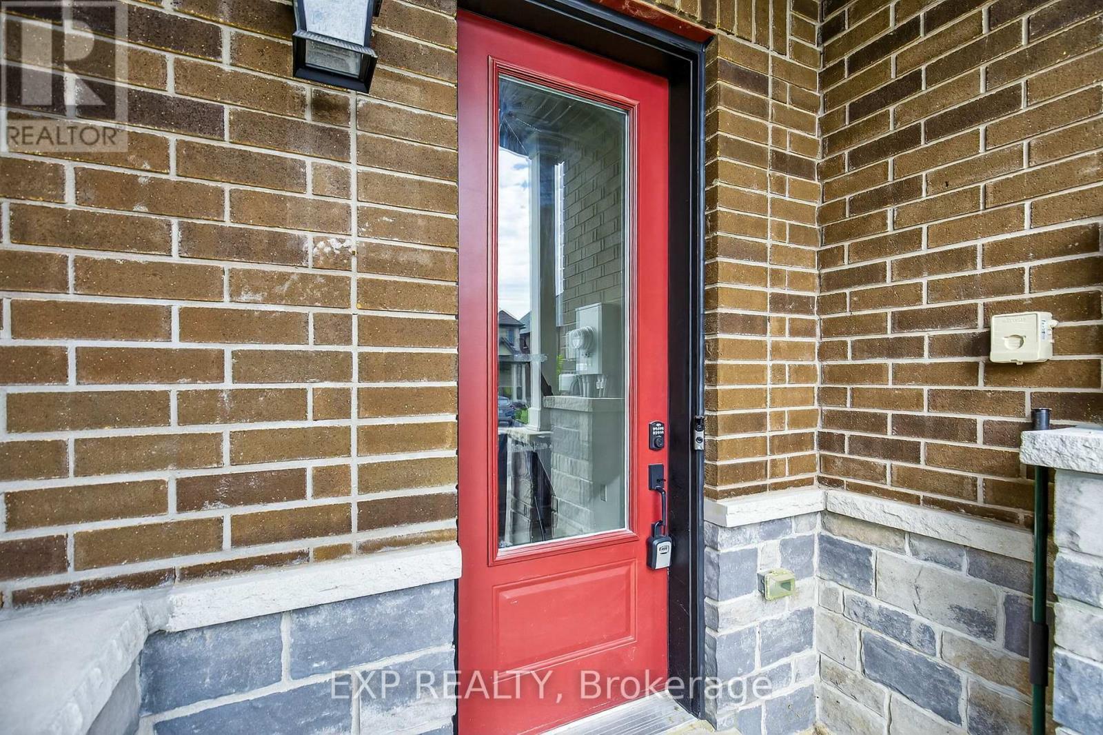 1467 Blackmore Street, Innisfil, ON - Indoor Photo Showing Other Room