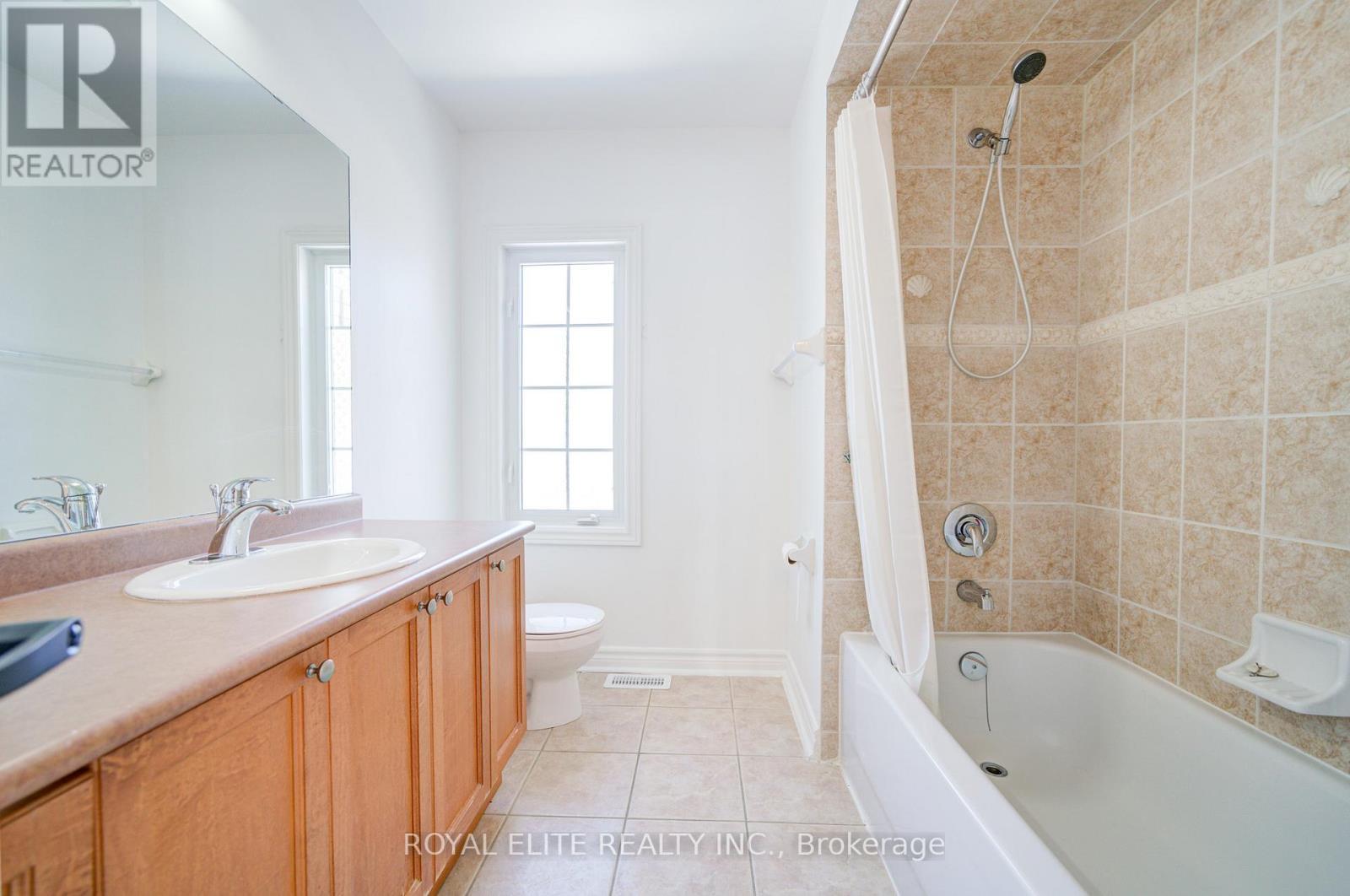 358 William Berczy Boulevard, Markham, ON - Indoor Photo Showing Bathroom
