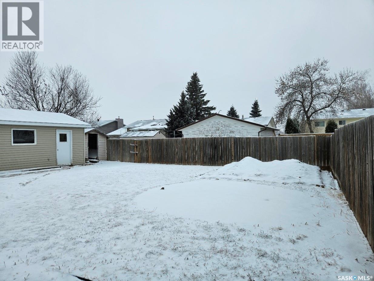 1111 Centennial Way, Humboldt, SK - Outdoor