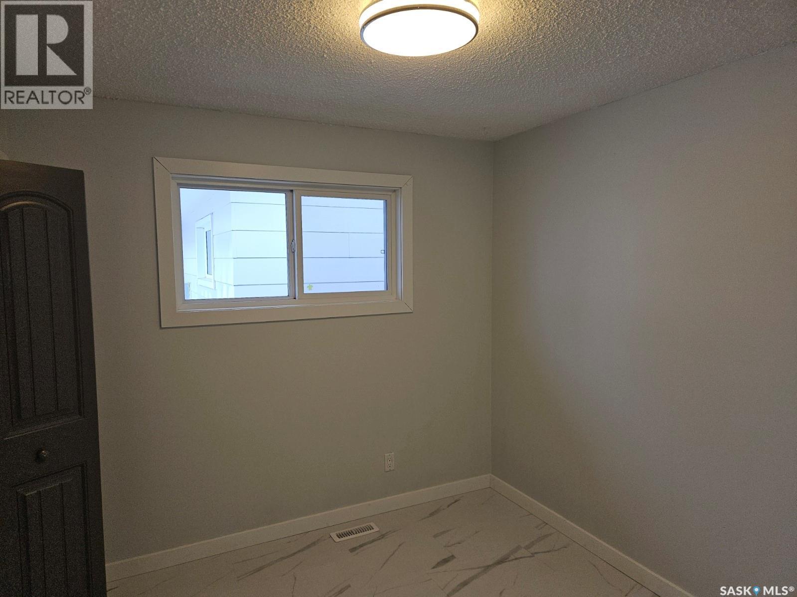 1111 Centennial Way, Humboldt, SK - Indoor Photo Showing Other Room