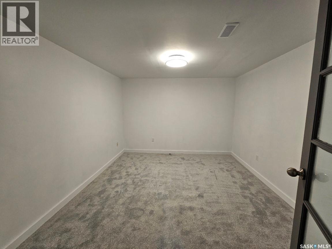 1111 Centennial Way, Humboldt, SK - Indoor Photo Showing Other Room