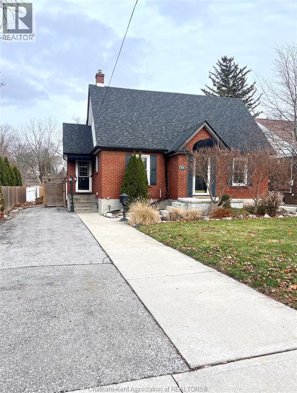 53 Phyllis Avenue, Chatham, ON - Outdoor