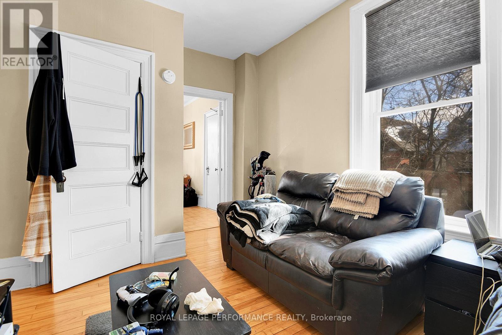 Apt 2 Bed/Sitting Rm Hardwood floors - 66 Delaware Avenue, Ottawa, ON - Indoor Photo Showing Living Room