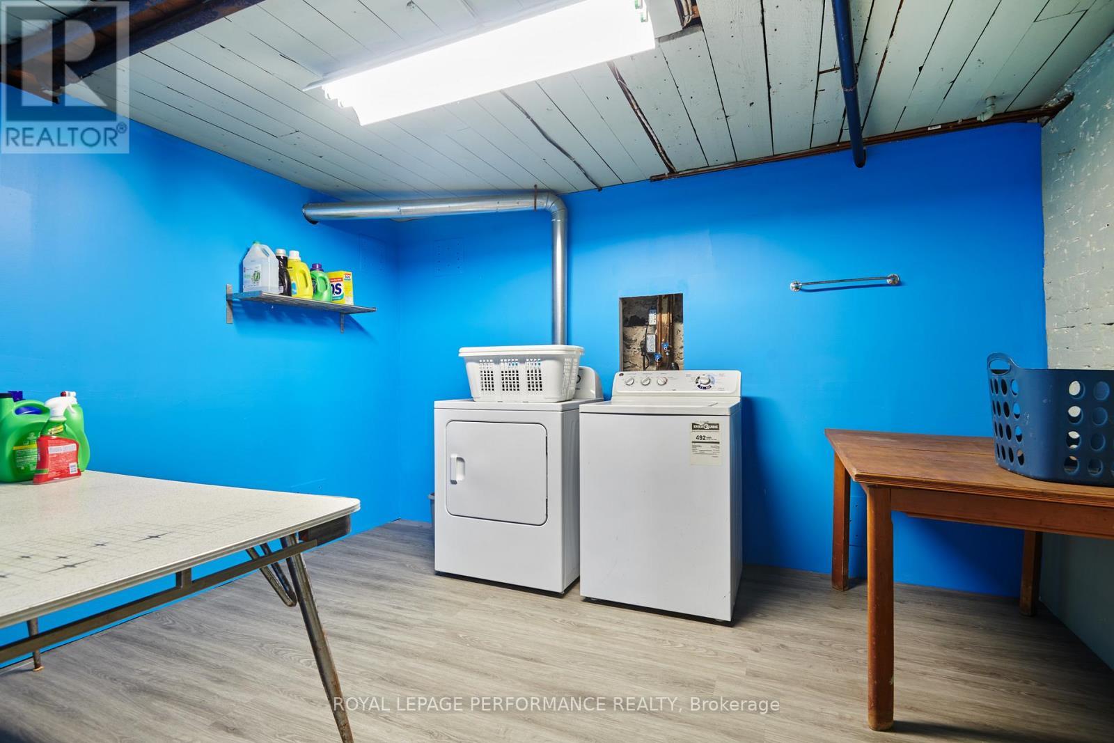 Laundry Rm #2 - 66 Delaware Avenue, Ottawa, ON - Indoor Photo Showing Laundry Room