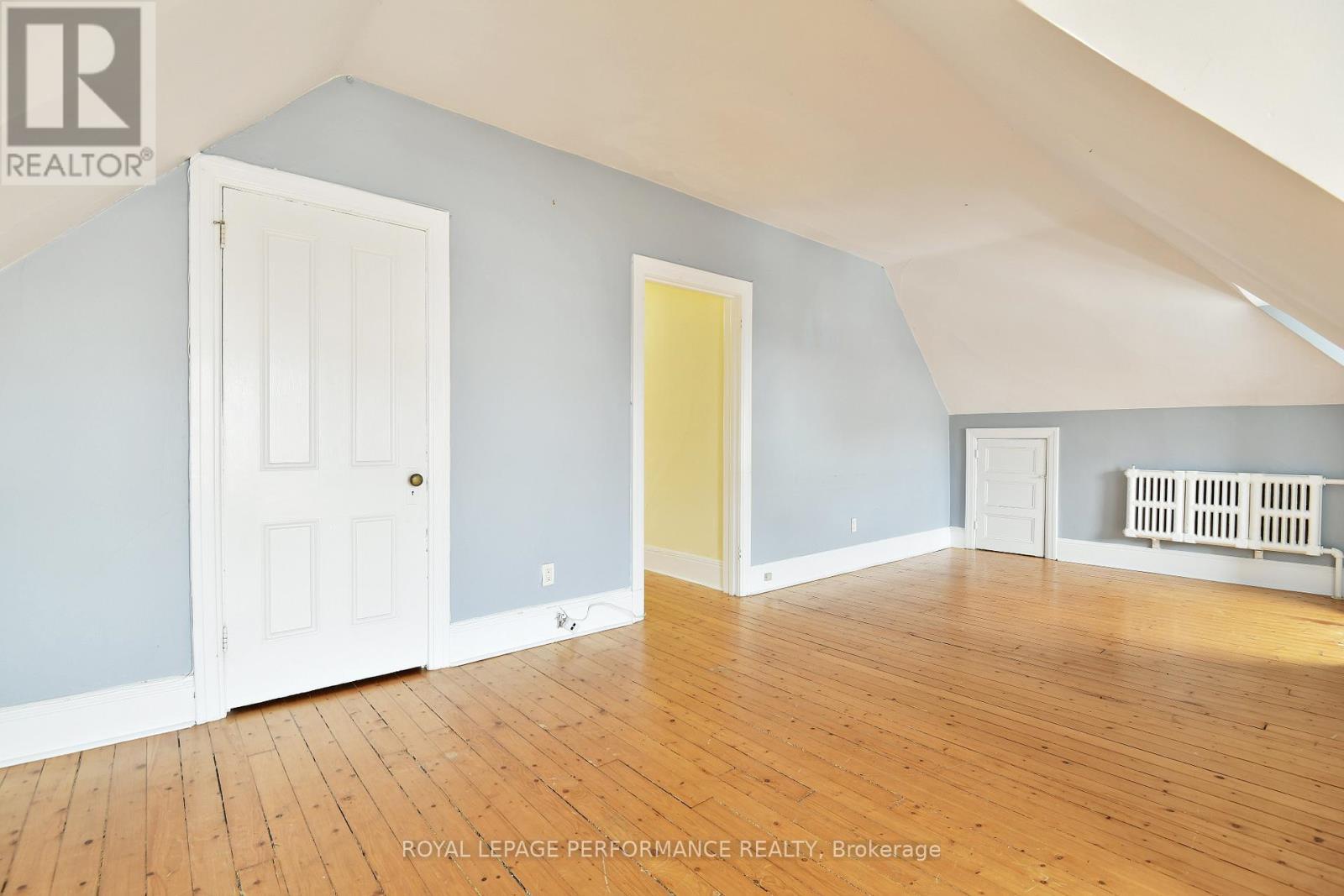 Apt 3 Living Room - 66 Delaware Avenue, Ottawa, ON - Indoor Photo Showing Other Room