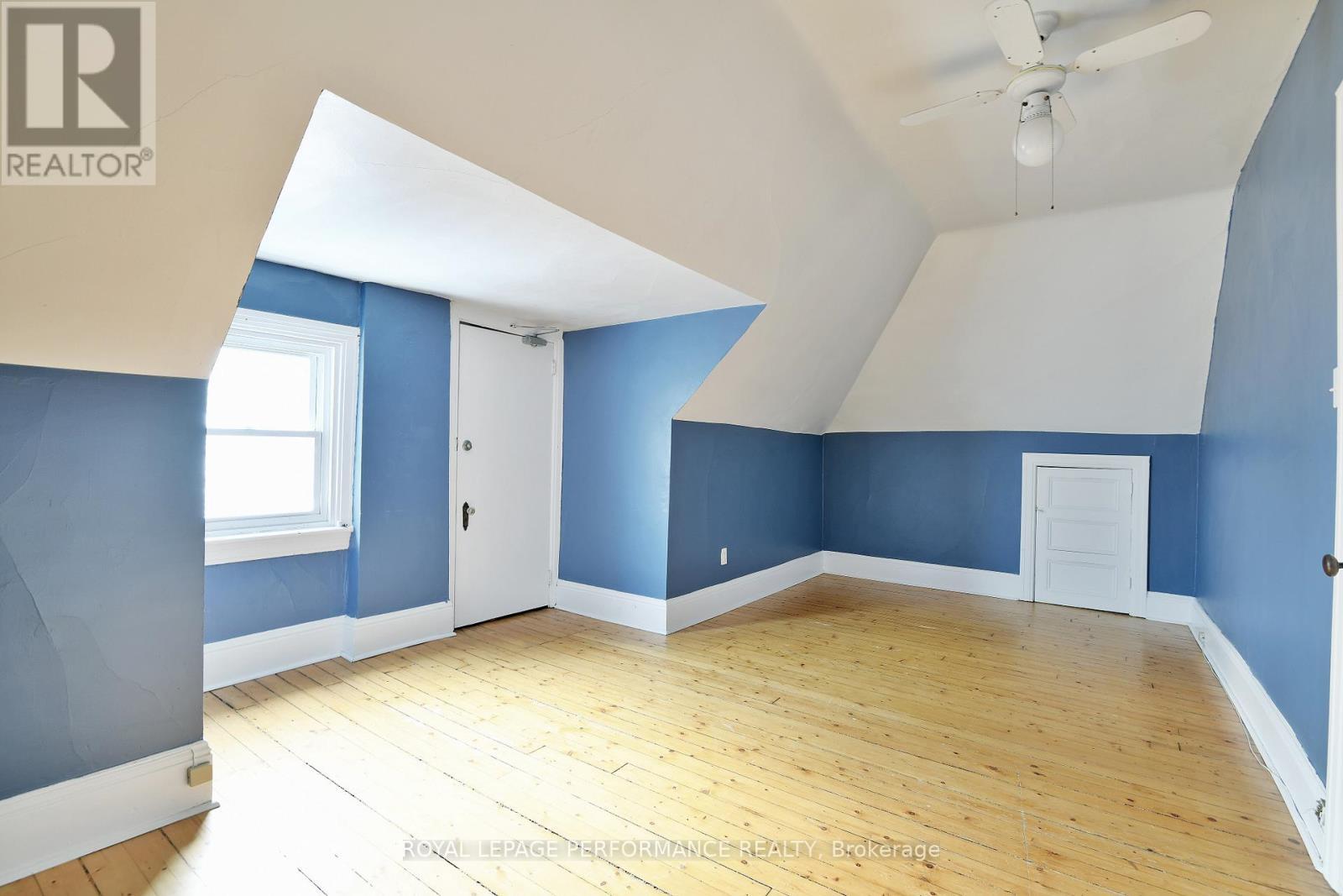 Apt 3 Primary Bedroom - 66 Delaware Avenue, Ottawa, ON - Indoor Photo Showing Other Room