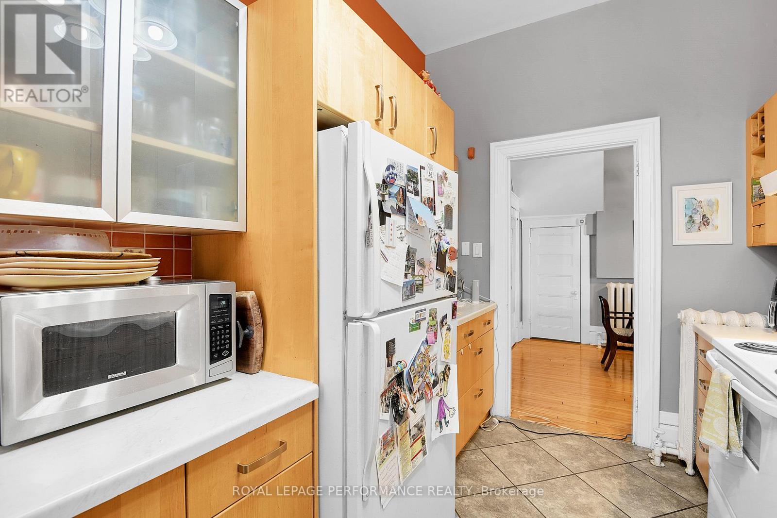 Apt 1 Kitchen 3 appliances - 66 Delaware Avenue, Ottawa, ON - Indoor