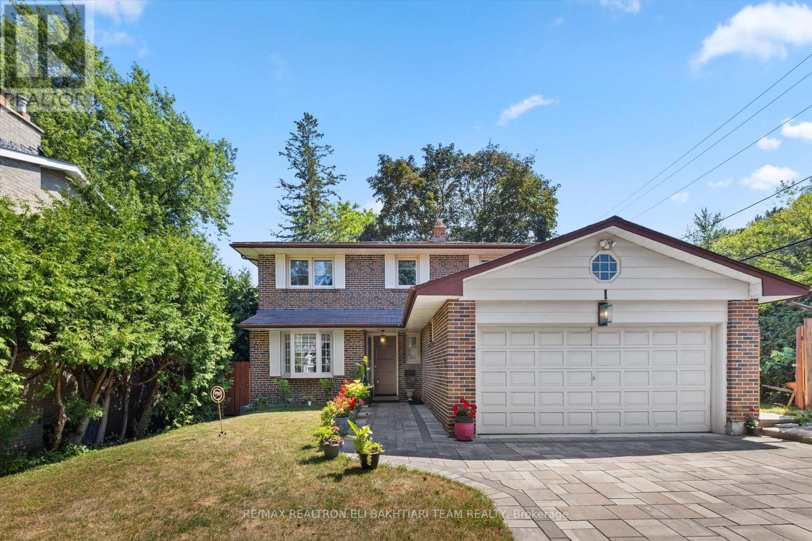 1 Donmac Drive, Toronto, ON - Outdoor