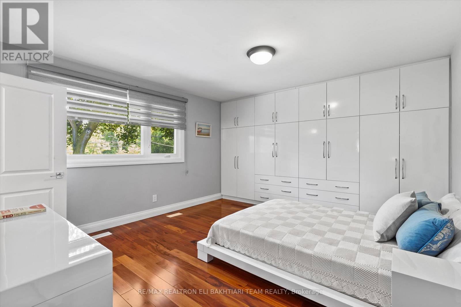 1 Donmac Drive, Toronto, ON - Indoor Photo Showing Bedroom