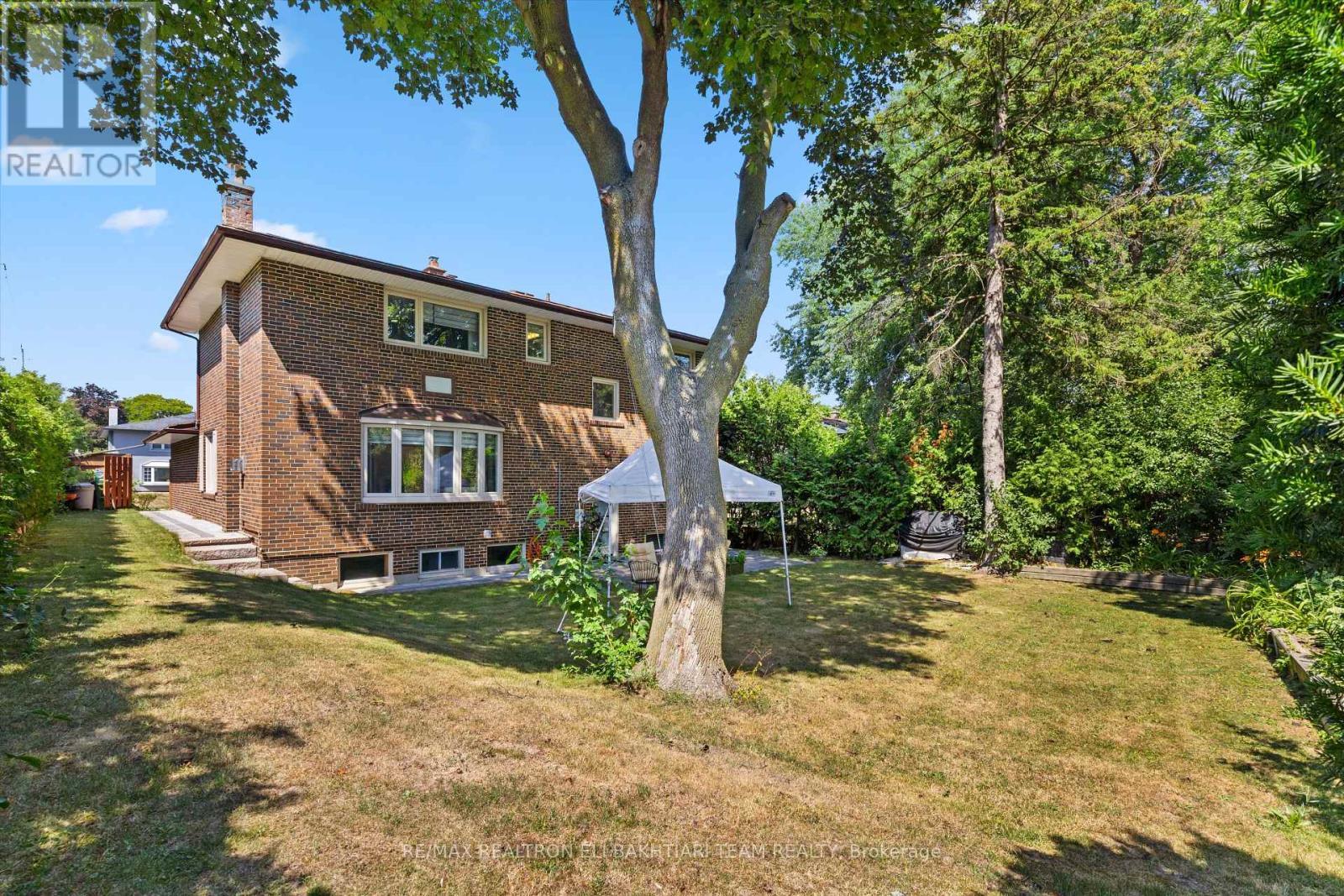 1 Donmac Drive, Toronto, ON - Outdoor