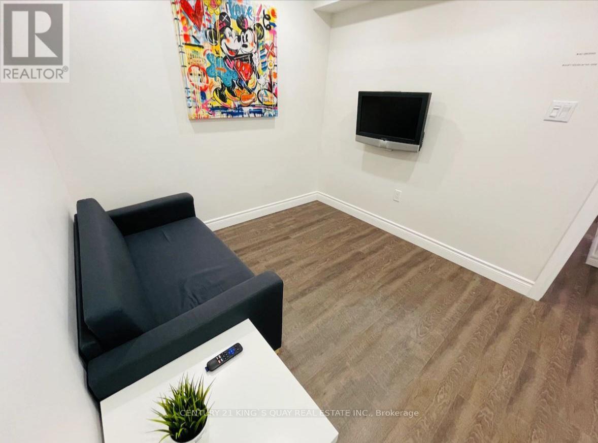 Bsmt - 117 Northolt Crescent, Markham, ON - Indoor Photo Showing Other Room