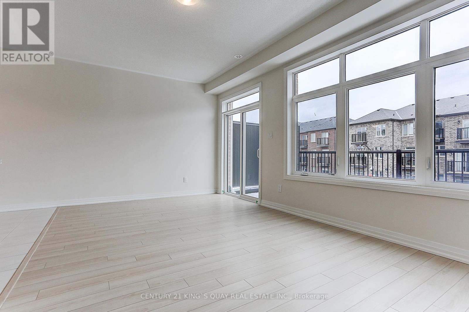 27 Floyd Ford Way, Markham, ON - Indoor Photo Showing Other Room