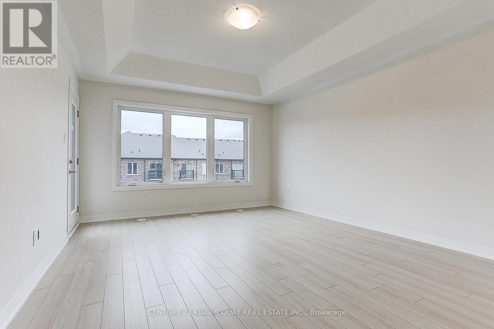 27 Floyd Ford Way, Markham, ON - Indoor Photo Showing Other Room