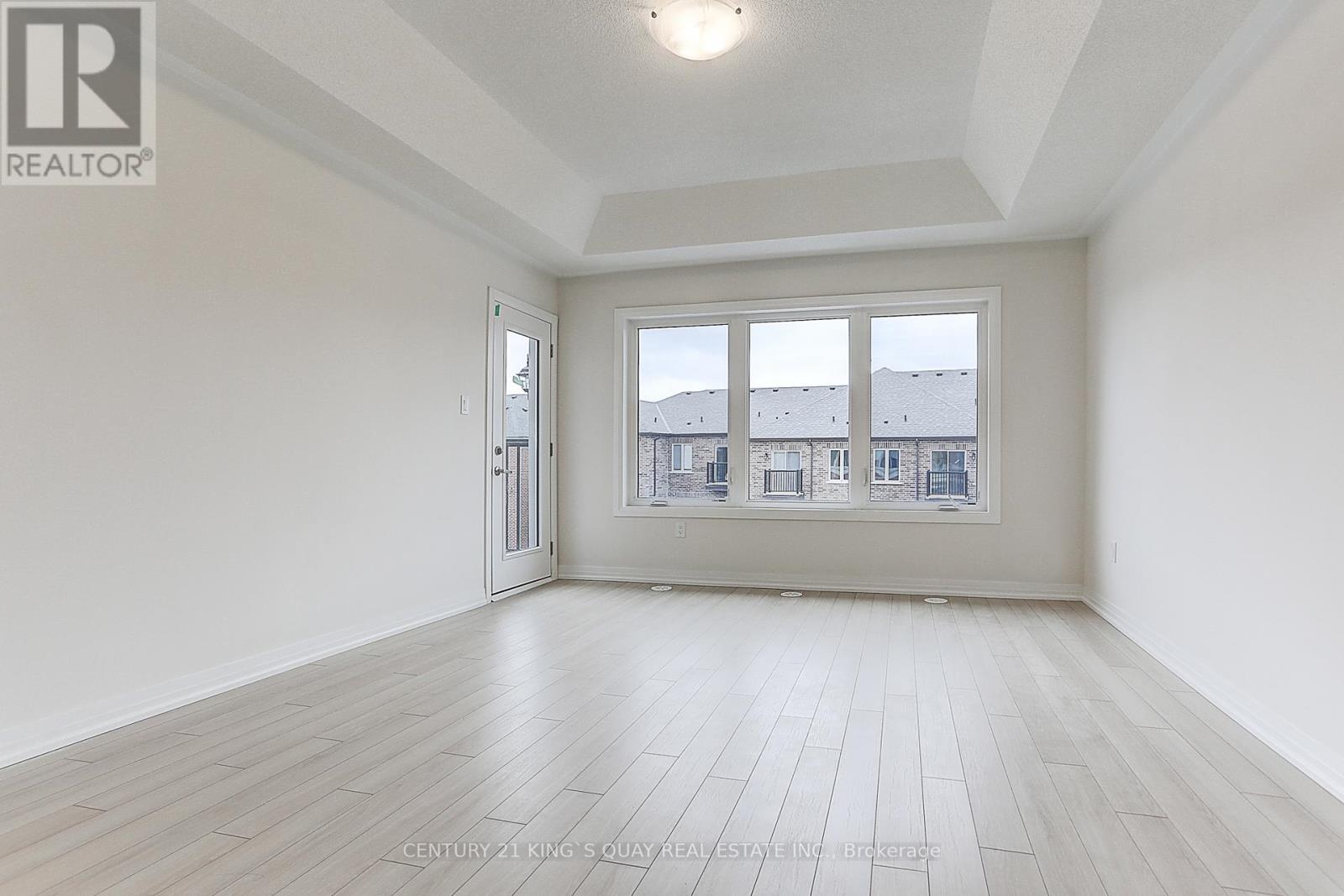 27 Floyd Ford Way, Markham, ON - Indoor Photo Showing Other Room