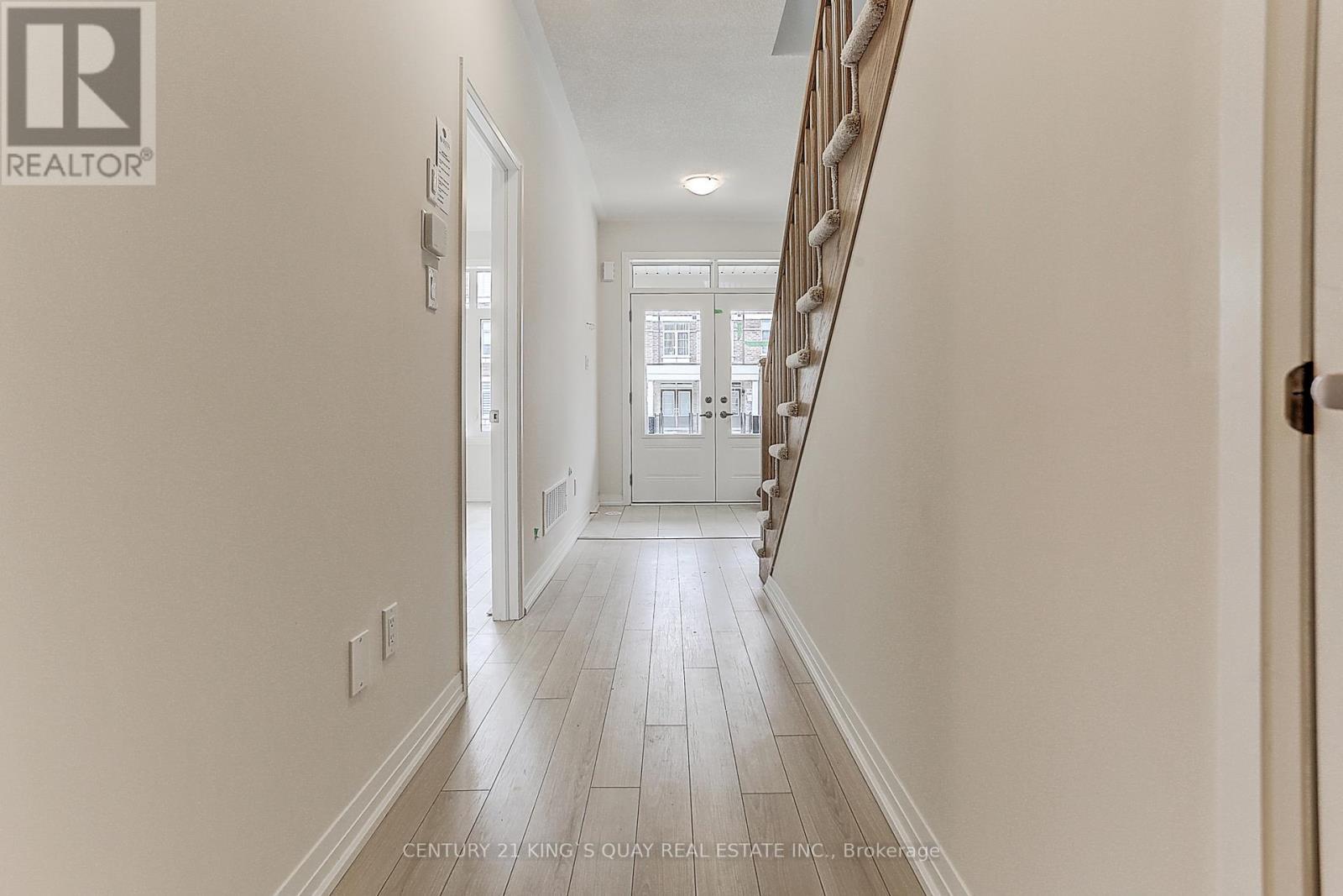 27 Floyd Ford Way, Markham, ON - Indoor Photo Showing Other Room