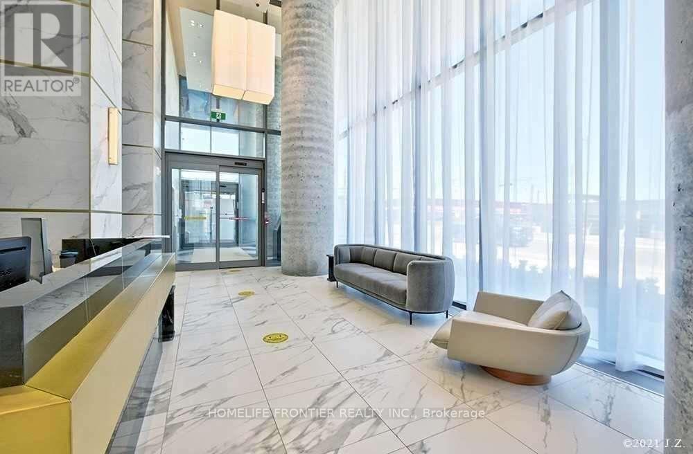 2805 - 950 Portage Parkway, Vaughan, ON - Indoor Photo Showing Other Room