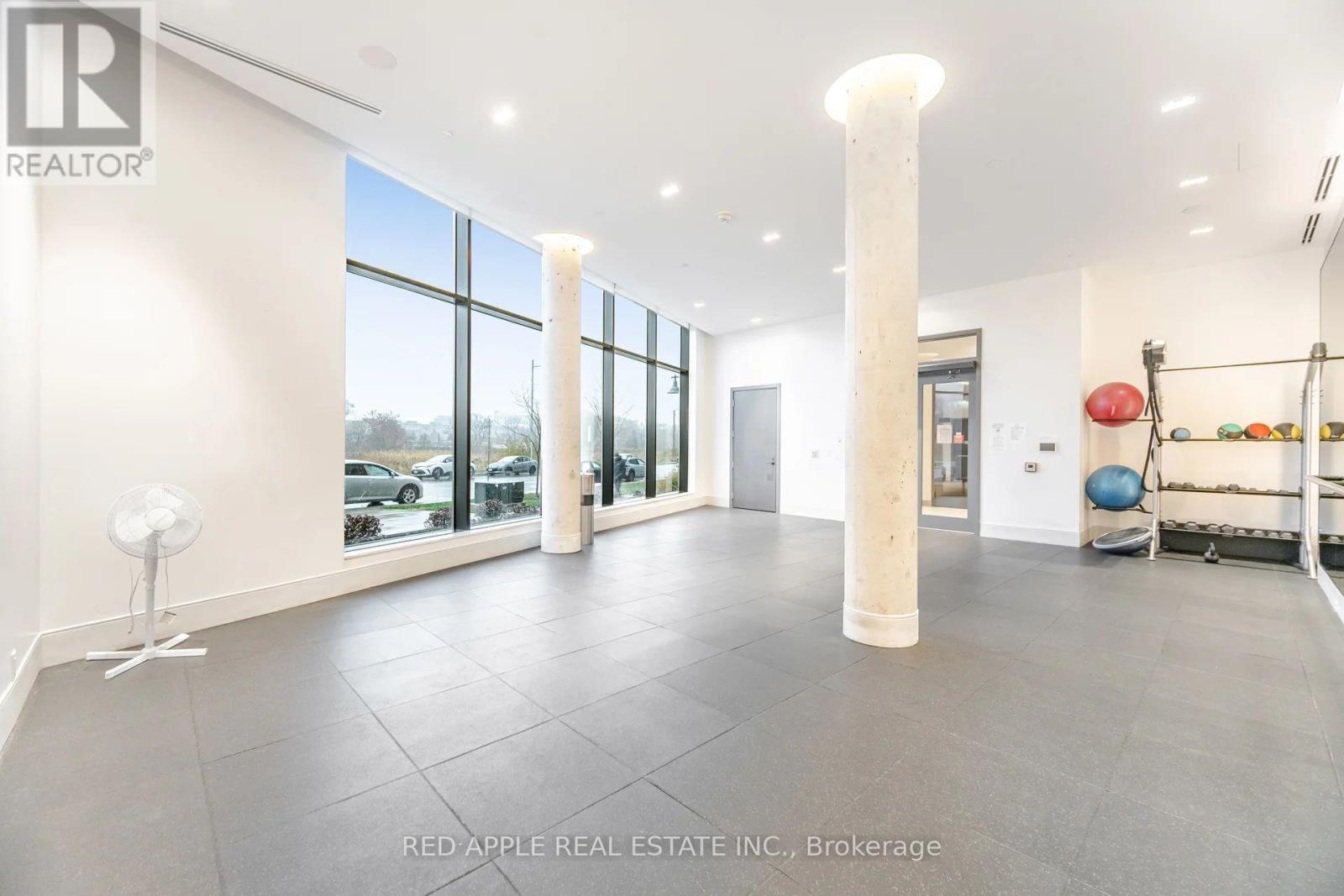 1207 - 18 Water Walk Drive, Markham, ON - Indoor Photo Showing Other Room