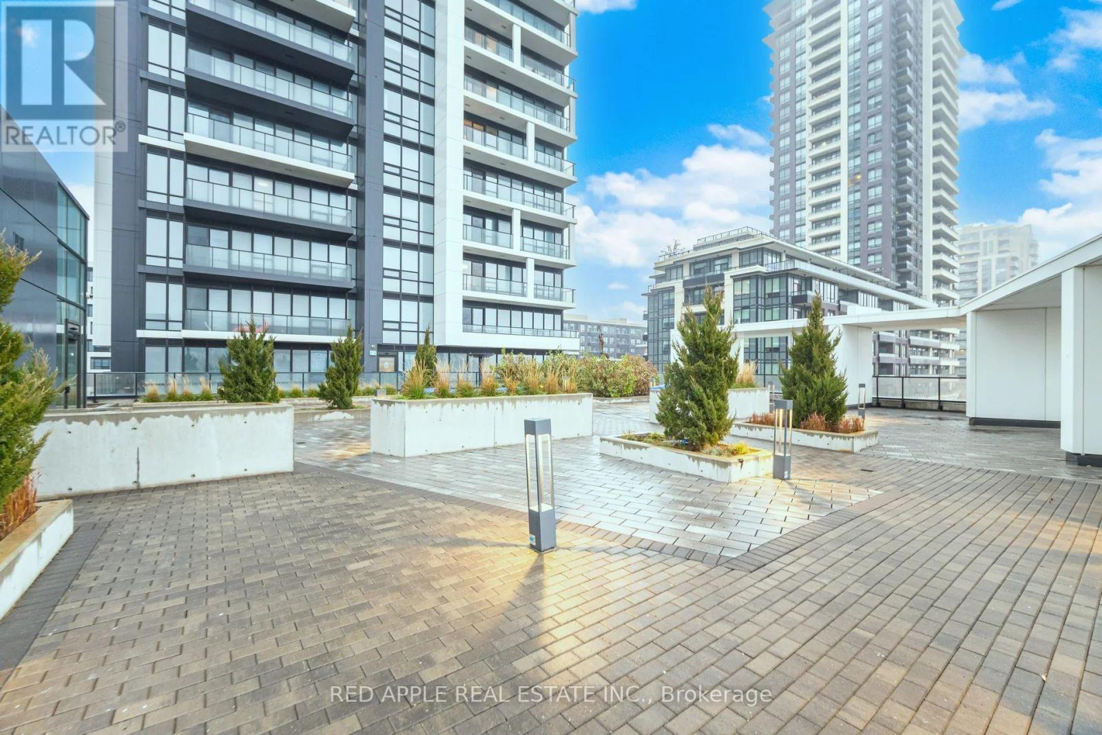 1207 - 18 Water Walk Drive, Markham, ON - Outdoor