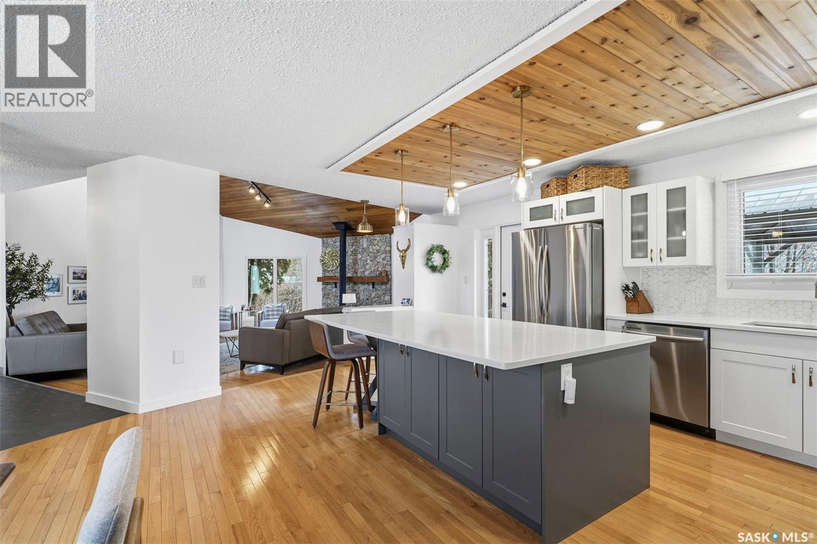 4 Barnes Crescent, Humboldt, SK - Indoor Photo Showing Kitchen With Upgraded Kitchen