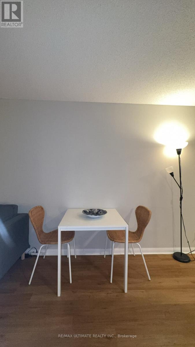 720 - 230 Queens Quay W, Toronto, ON -