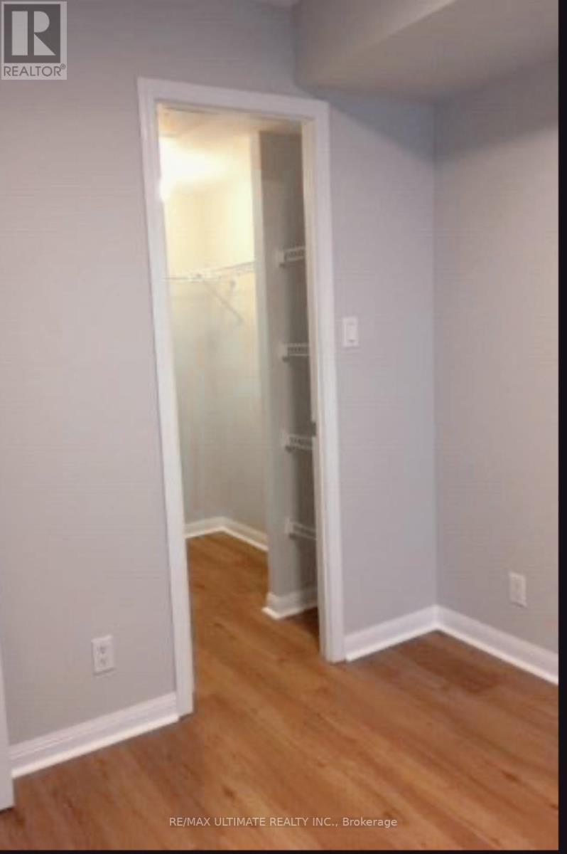 720 - 230 Queens Quay W, Toronto, ON - Indoor Photo Showing Other Room