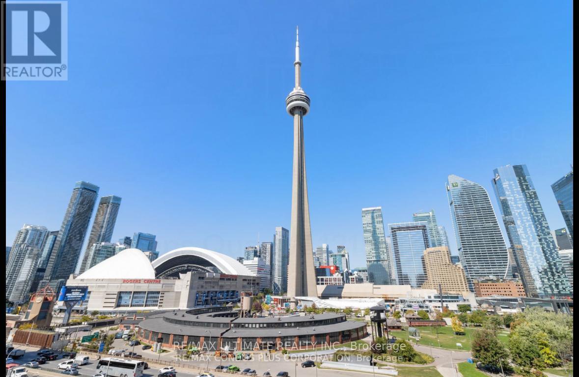 720 - 230 Queens Quay W, Toronto, ON - Outdoor