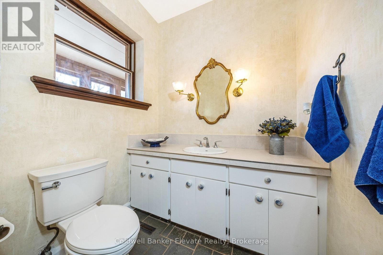 5006 6Th Line, Guelph/Eramosa, ON - Indoor Photo Showing Bathroom