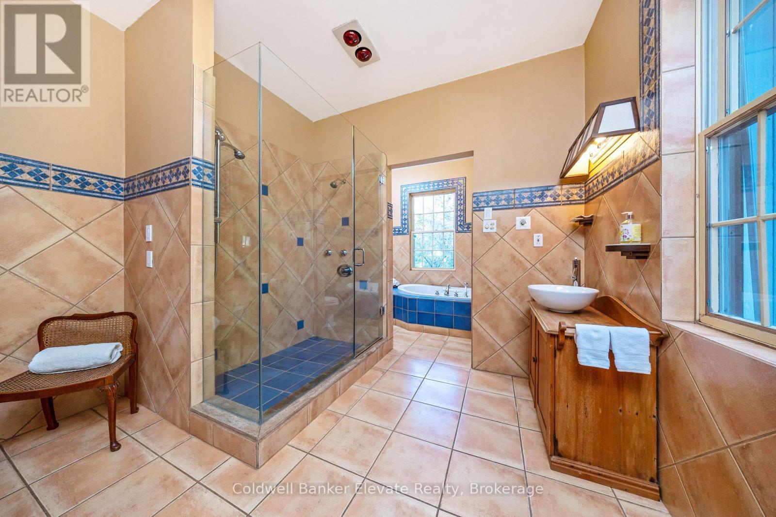 5006 6Th Line, Guelph/Eramosa, ON - Indoor Photo Showing Bathroom