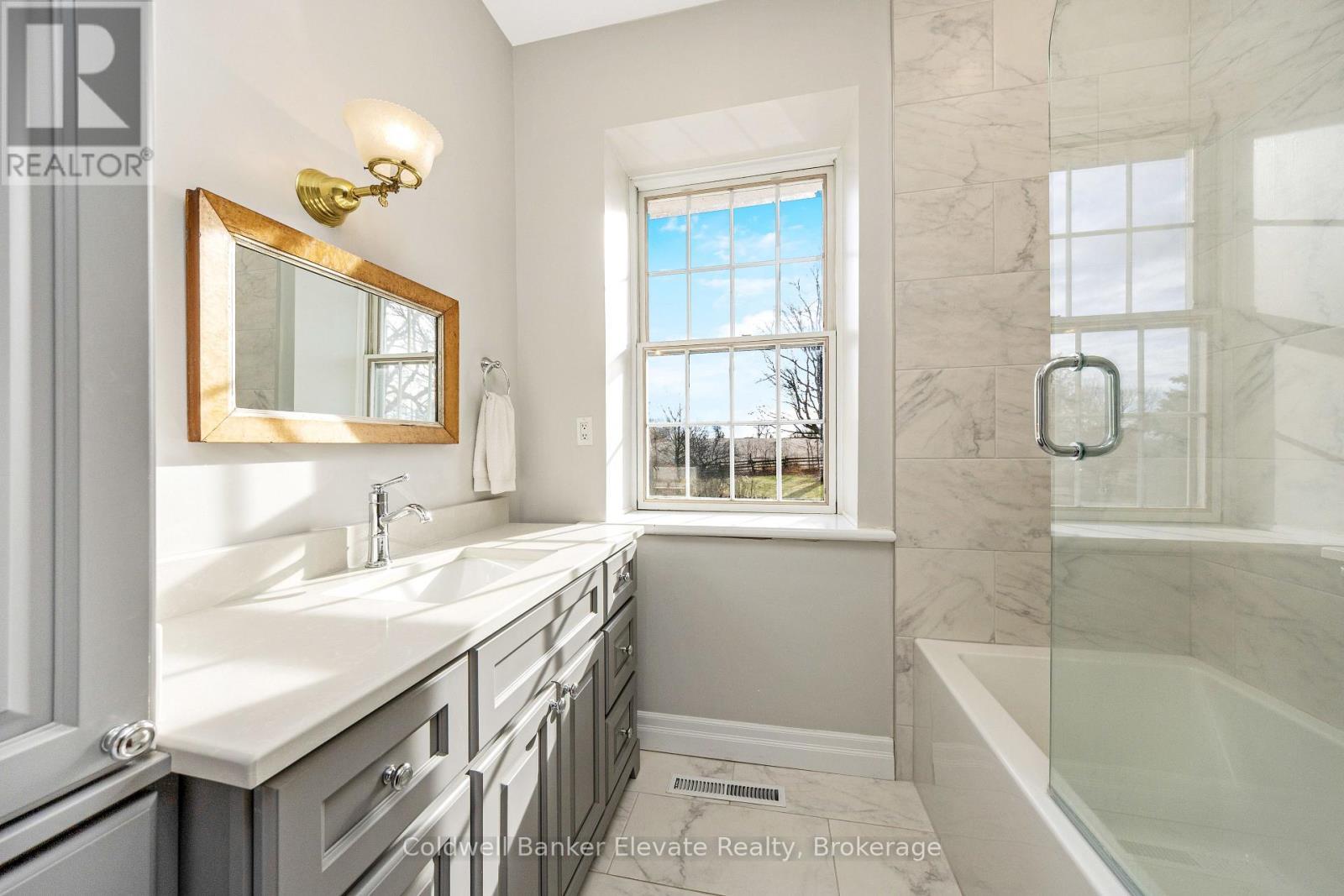 5006 6Th Line, Guelph/Eramosa, ON - Indoor Photo Showing Bathroom