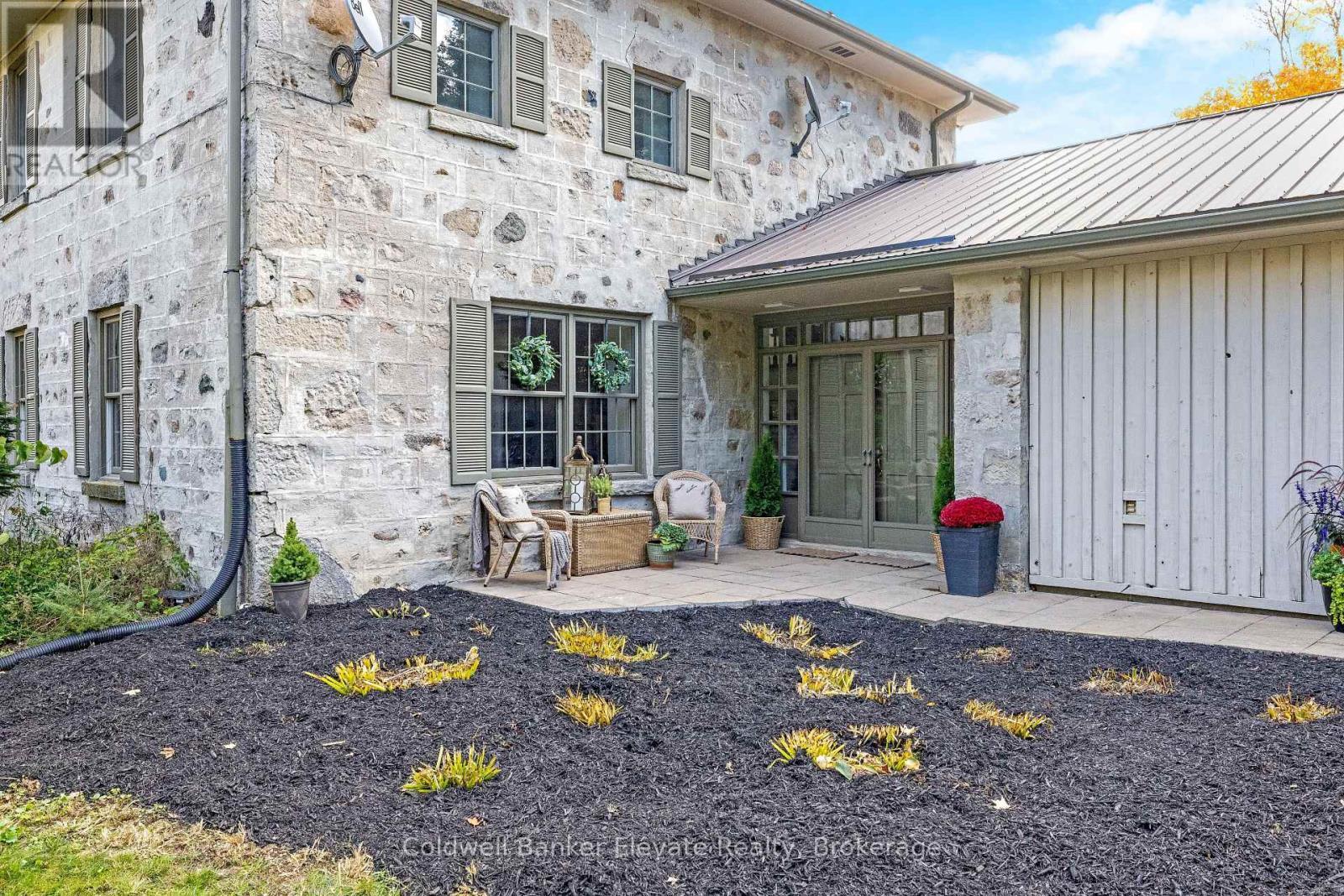 5006 6Th Line, Guelph/Eramosa, ON - Outdoor With Deck Patio Veranda