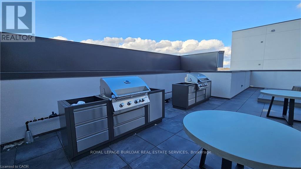 121 - 450 Dundas Street E, Hamilton, ON - Outdoor With Exterior