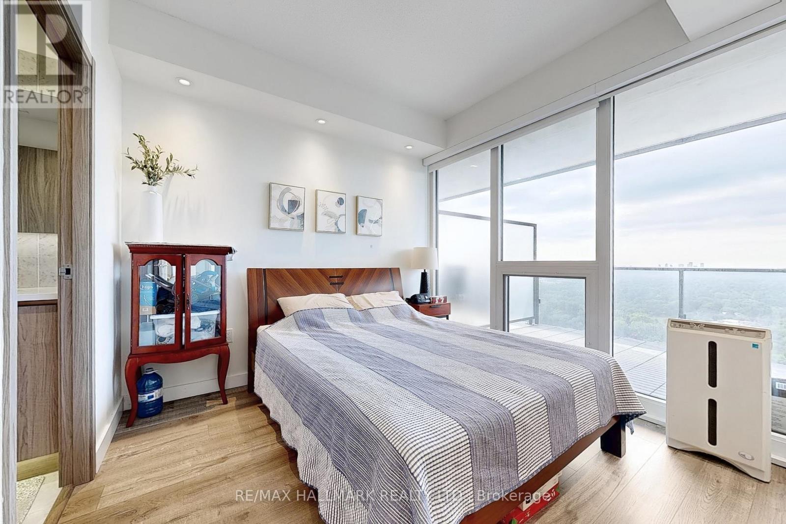 3103 - 95 Mcmahon Drive, Toronto, ON - Indoor Photo Showing Bedroom