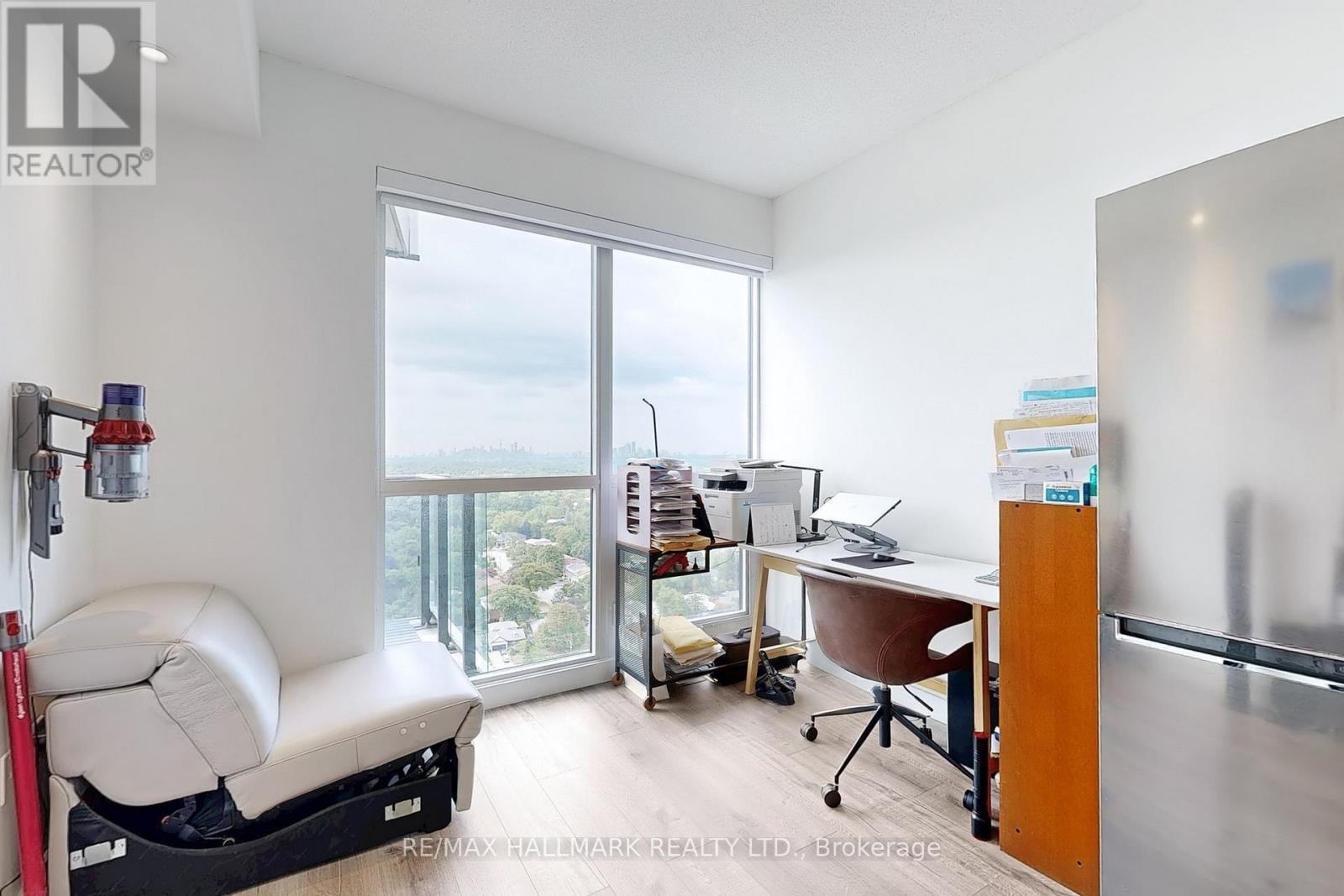 3103 - 95 Mcmahon Drive, Toronto, ON - Indoor Photo Showing Office