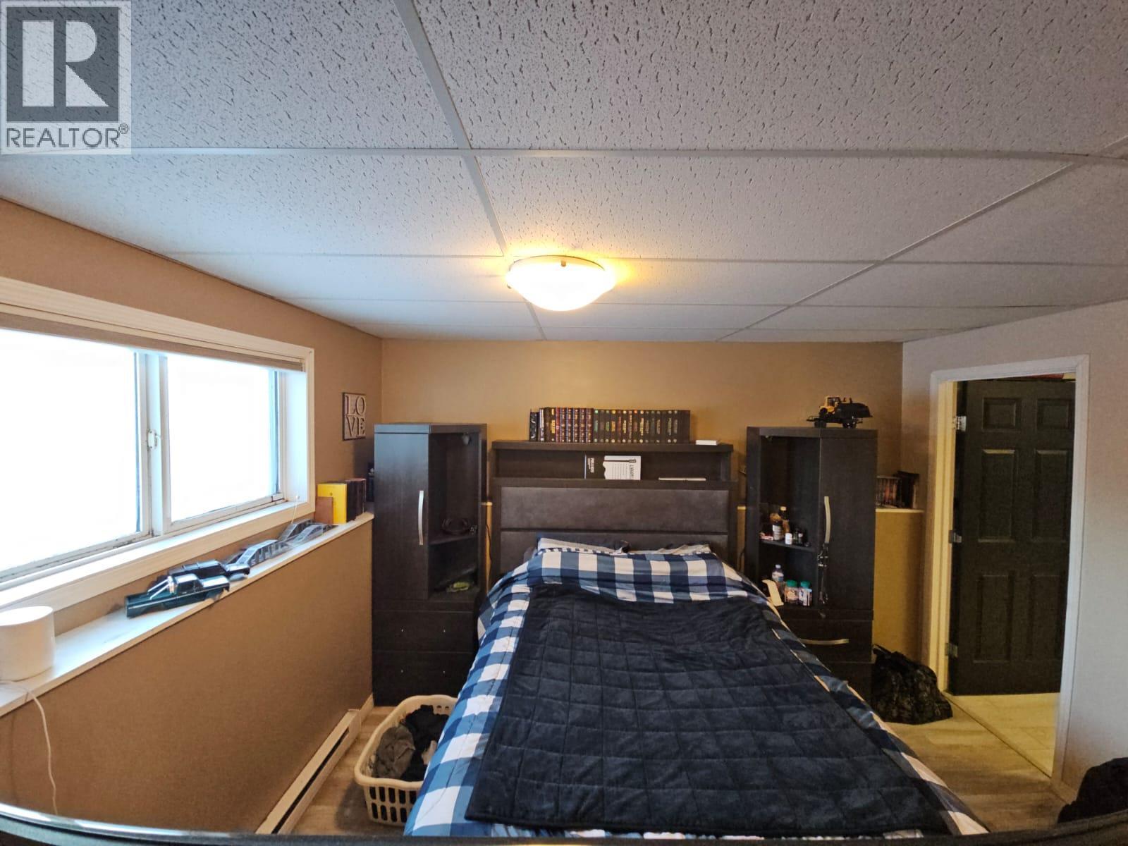 5200 41 Street Ne, Chetwynd, BC - Indoor Photo Showing Other Room