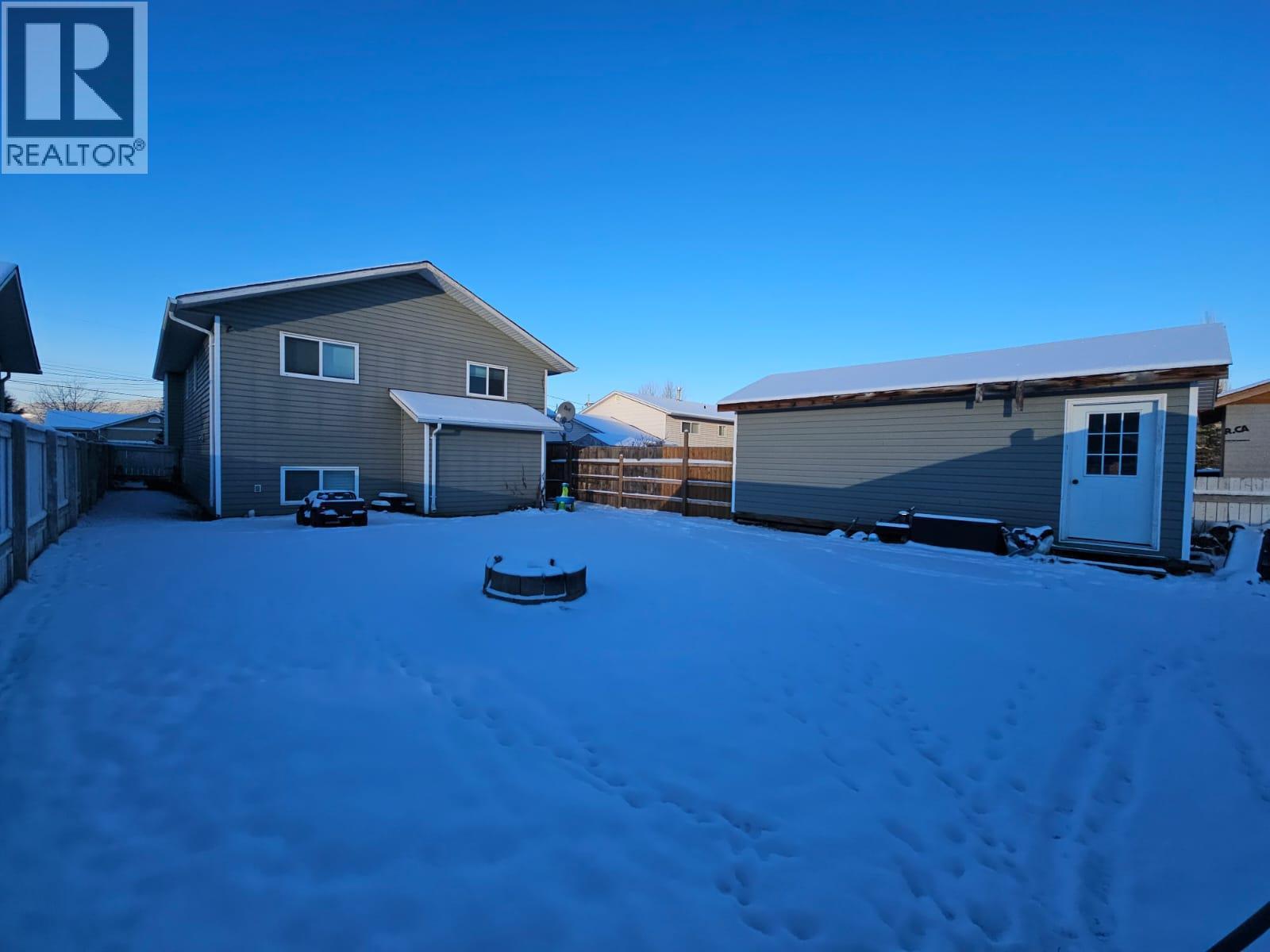 5200 41 Street Ne, Chetwynd, BC - Outdoor With Exterior
