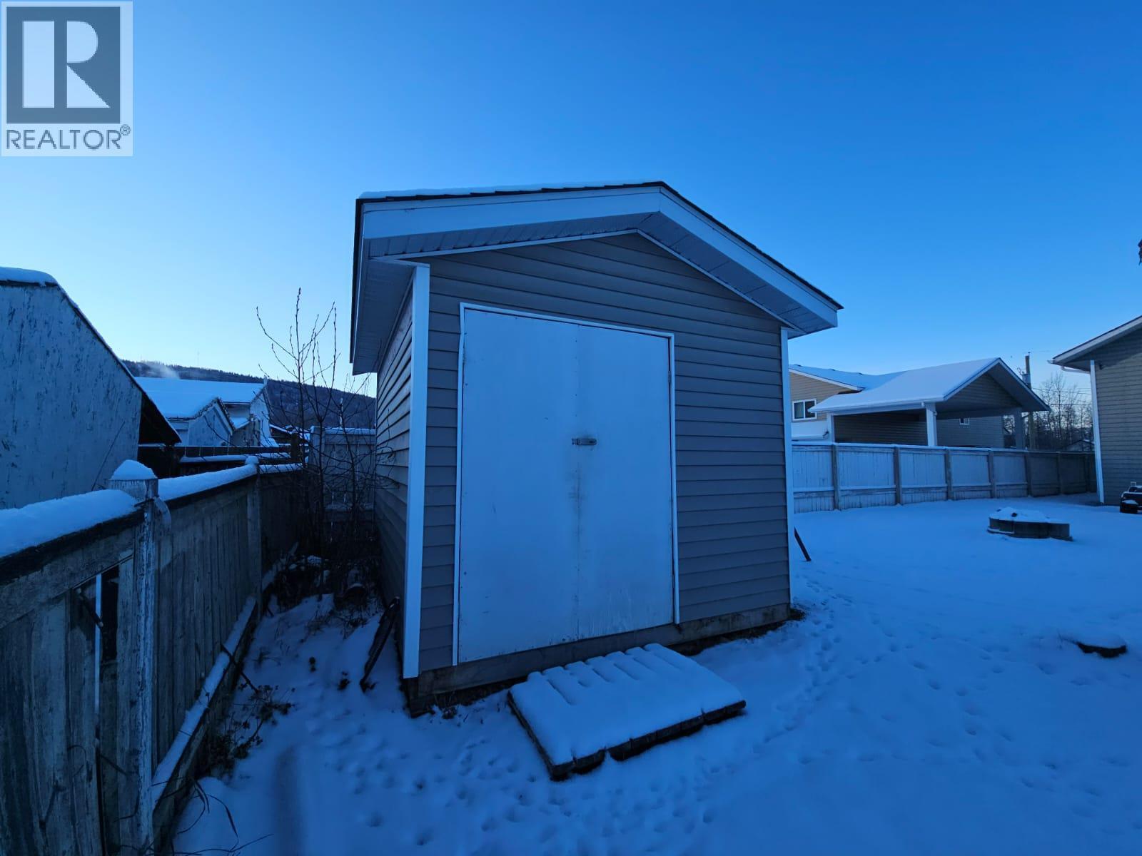 5200 41 Street Ne, Chetwynd, BC - Outdoor With Exterior