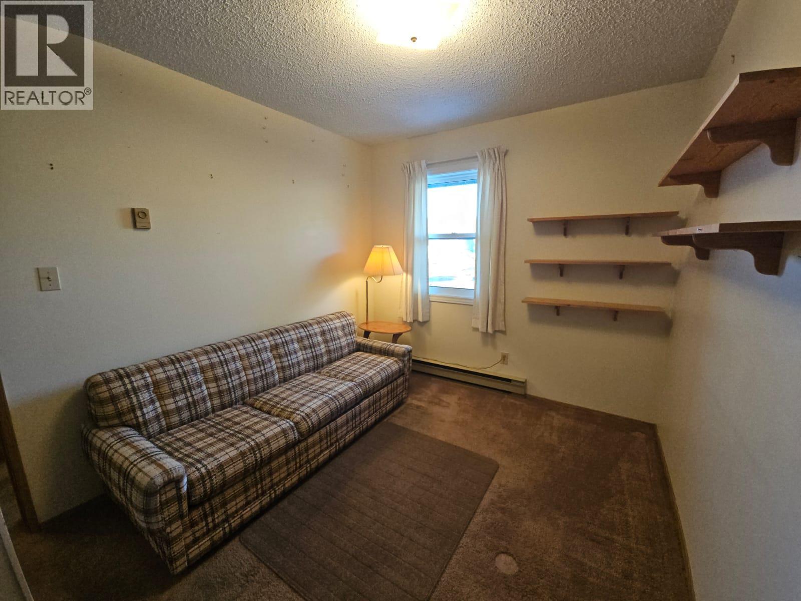 307-195 Chamberlain Crescent, Tumbler Ridge, BC - Indoor Photo Showing Other Room