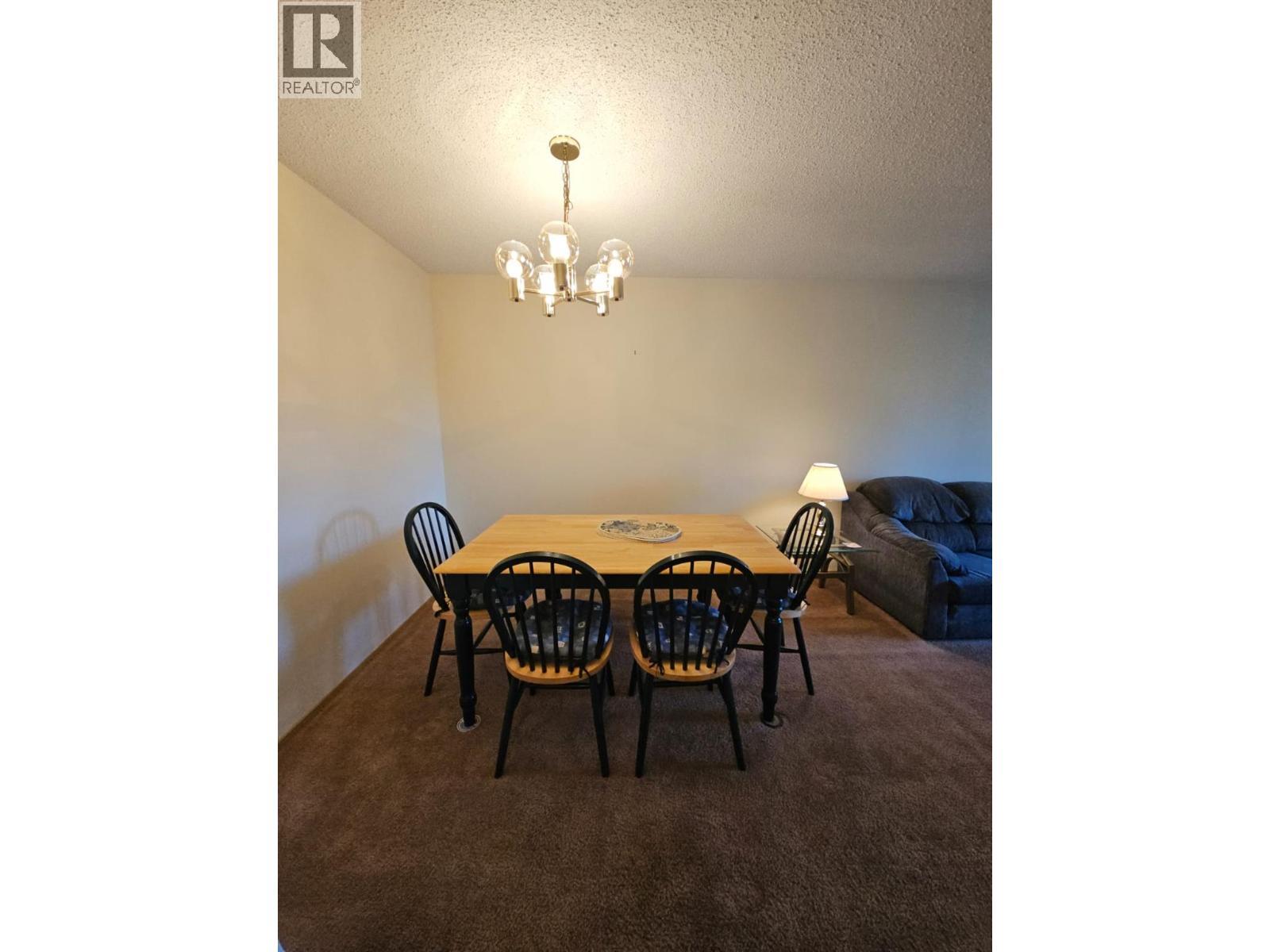 307-195 Chamberlain Crescent, Tumbler Ridge, BC - Indoor Photo Showing Dining Room