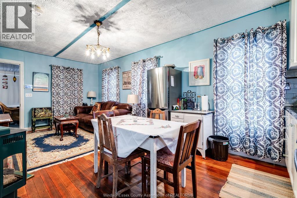 42 Pulley Road, Leamington, ON - Indoor Photo Showing Dining Room