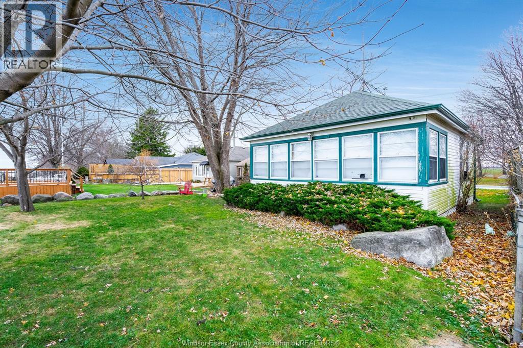 42 Pulley Road, Leamington, ON - Outdoor