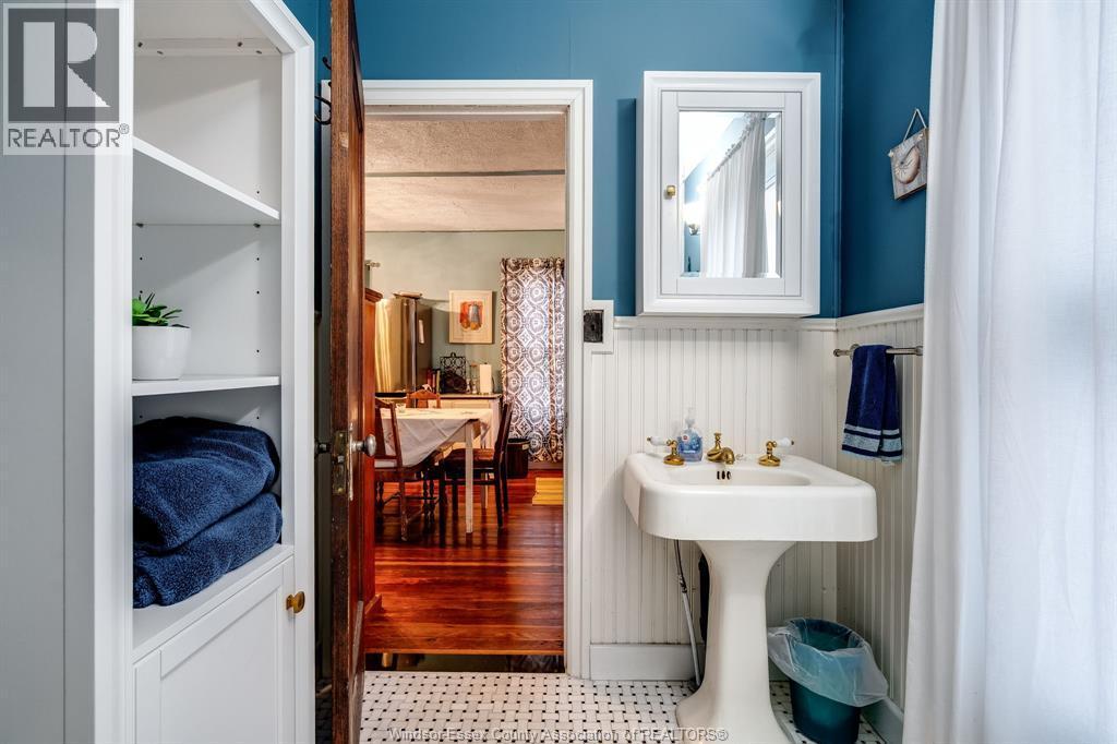 42 Pulley Road, Leamington, ON - Indoor