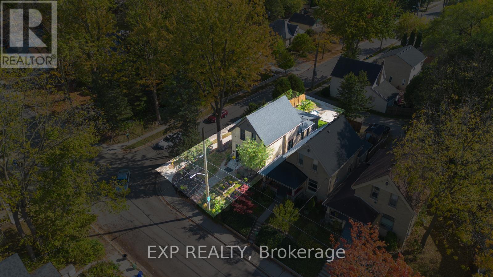 28 Springbank Drive, London South, ON -