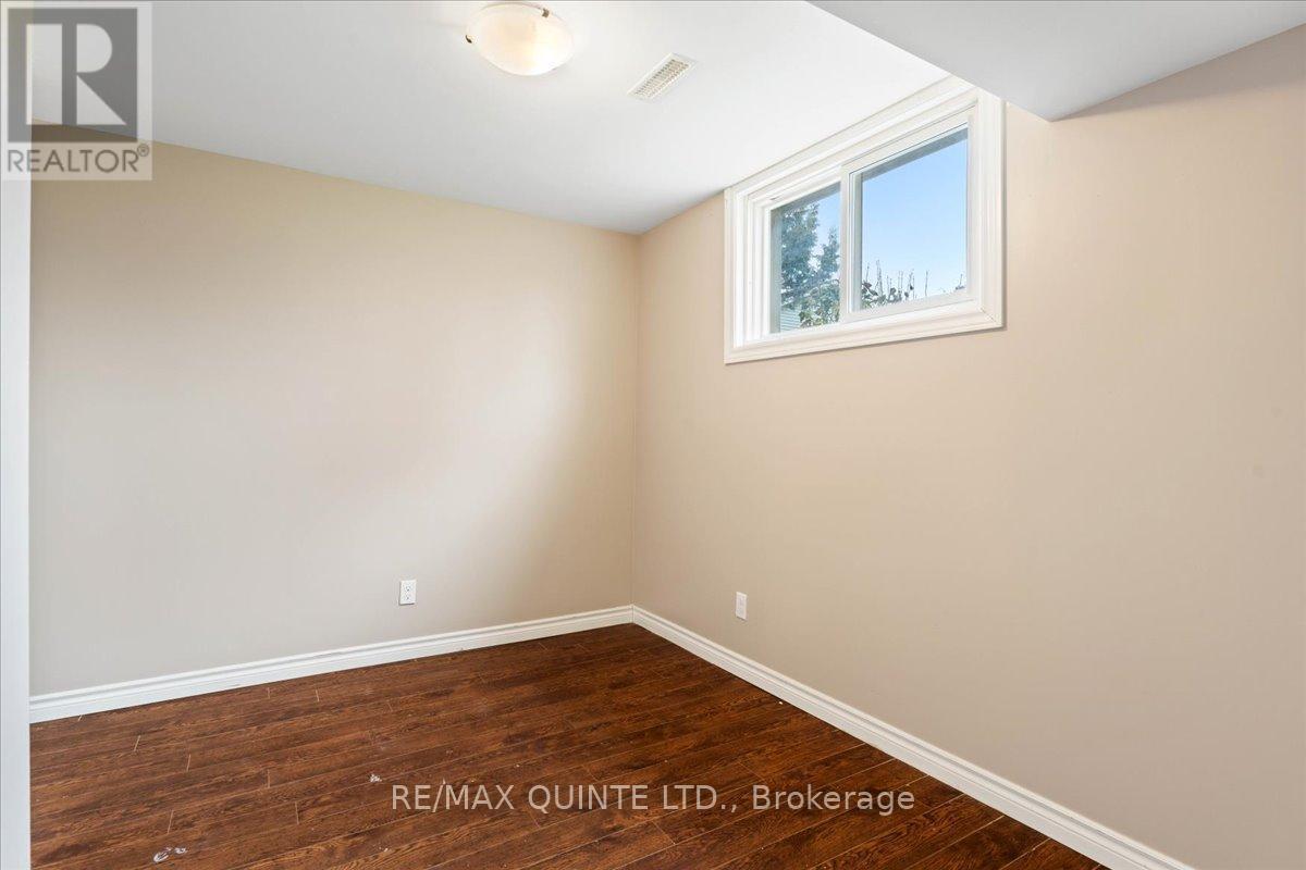 240 College Street E, Belleville (Belleville Ward), ON - Indoor Photo Showing Other Room