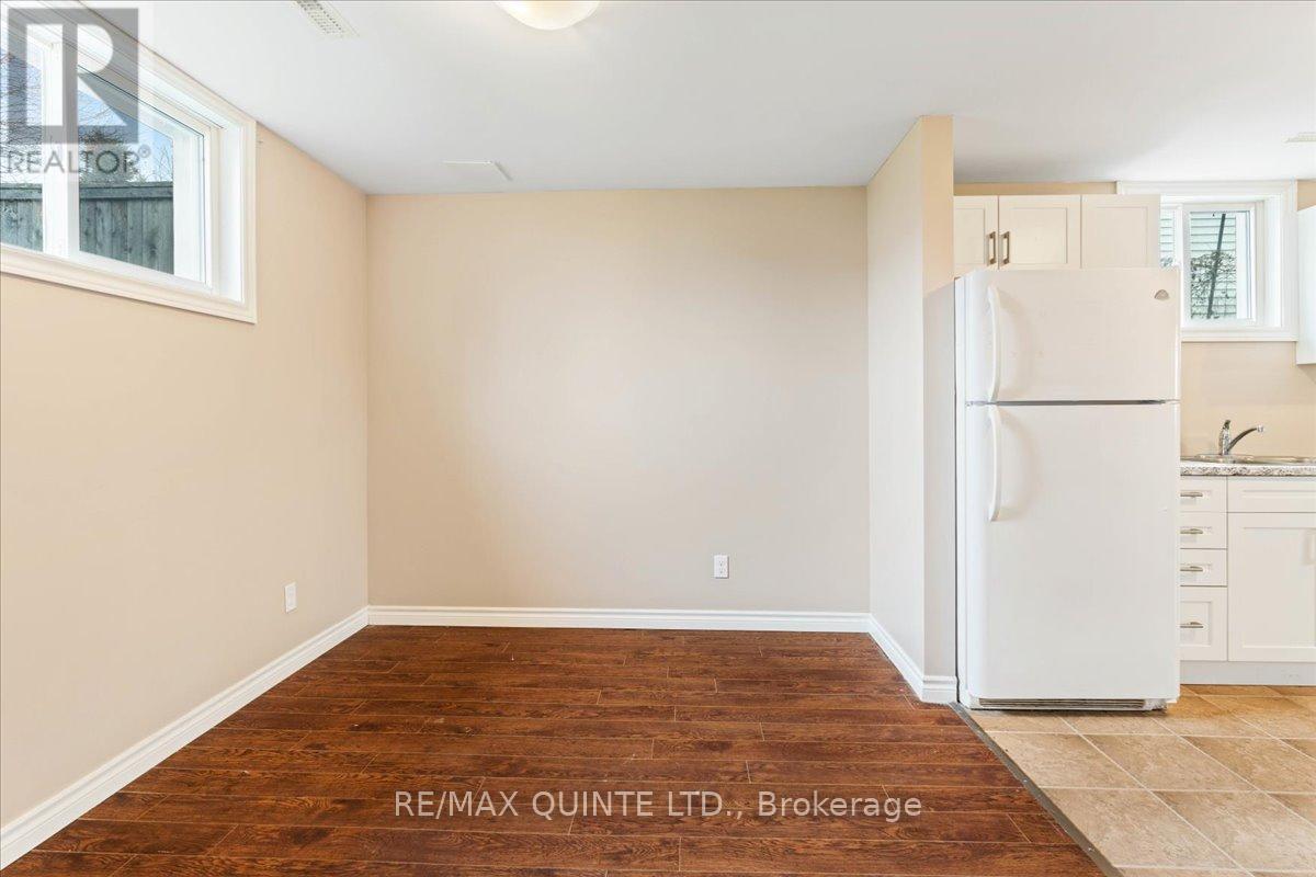 240 College Street E, Belleville (Belleville Ward), ON - Indoor Photo Showing Other Room