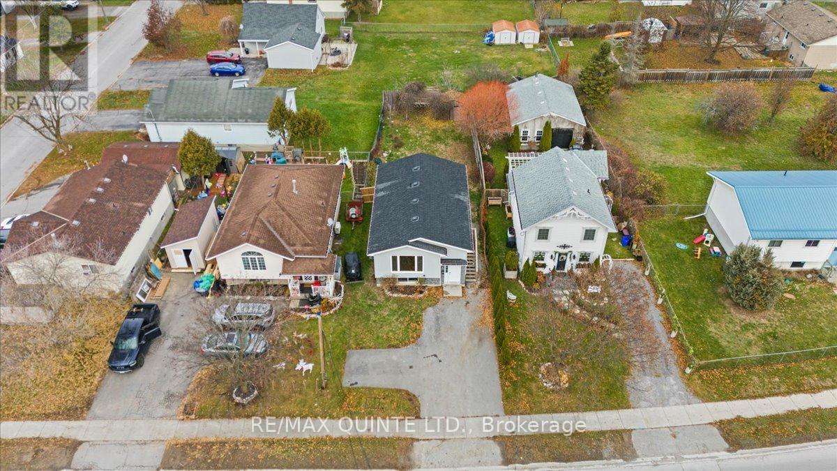 240 College Street E, Belleville (Belleville Ward), ON - Outdoor With View